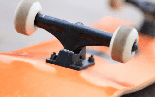 Skateboard Trucks Test: Die 10 besten (Bestenliste)
